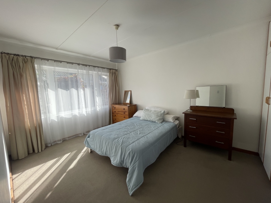 2 Bedroom Property for Sale in Cambridge Eastern Cape